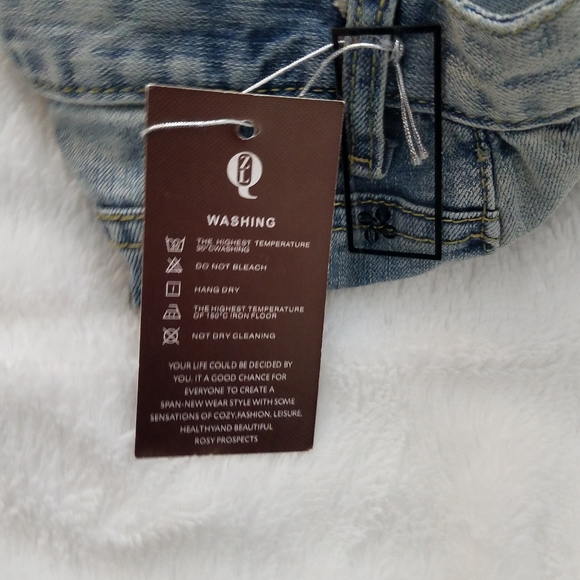 Vintage Washed Denim Distressed Jeans - Picture 7 of 9